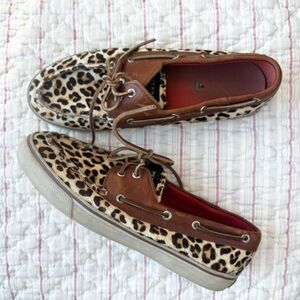 9 Sperry Women’s Top Sider Leopard Boat Shoe